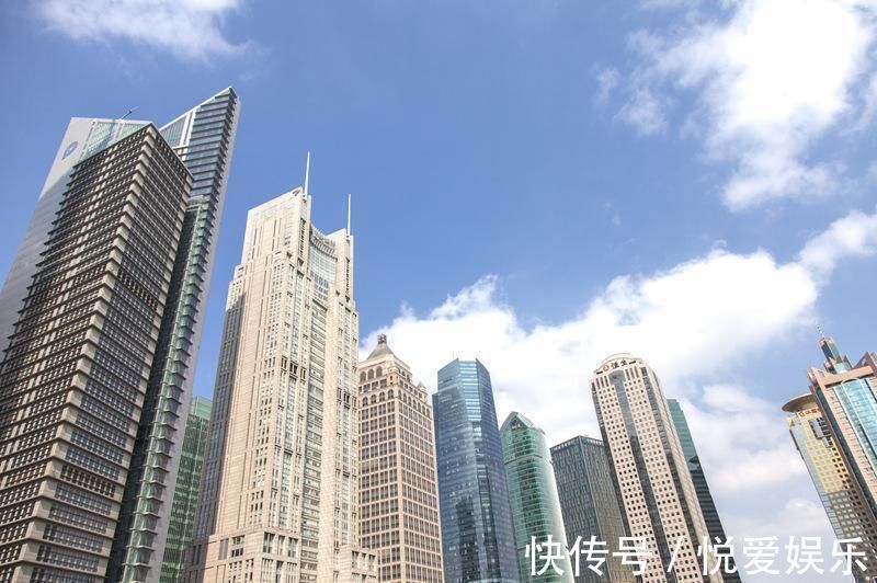 房地产商|买房子需要看地段,靠近这几个地方,房子升值快是黄金房