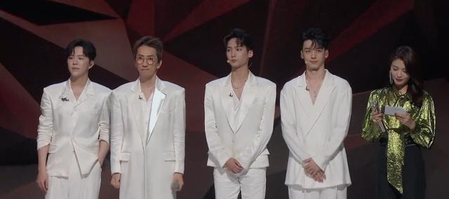 《披荆斩棘的哥哥》注定高开低走?皇族明显,节目组控票令人尴尬