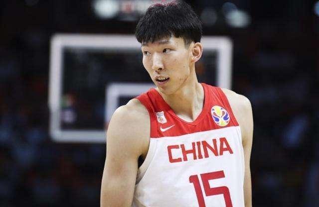 周琦|中国男篮名宿王治郅再遭婚变!二婚娇妻如今成学生,周琦也要注意