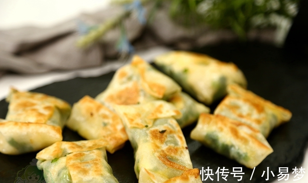 油炸|想吃春卷太容易，不揉面不油炸，简单快手就是一锅，当早餐一级棒