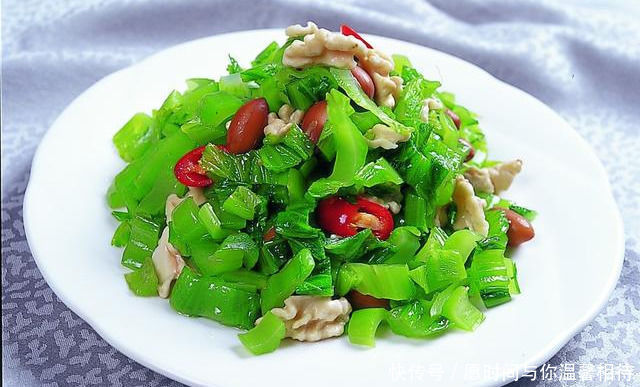 冬天来了,不妨多吃三种食物,营养丰富、滋润