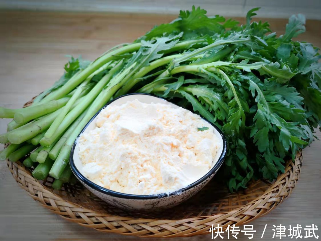 冬季,这碱性蔬菜要多吃,改善失眠还润肺,做成蒸菜特别好吃!