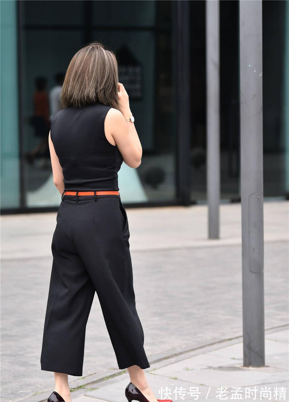 高跟鞋|红黑渐变色尖头细跟鞋,10公分的高度,搭配七分阔腿裤