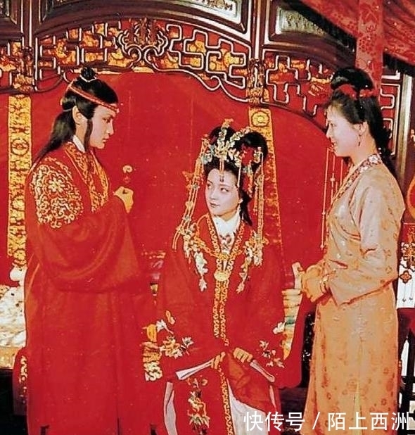 表面|林黛玉与袭人的关系,从表面看还过得去,背地里却是一团糟