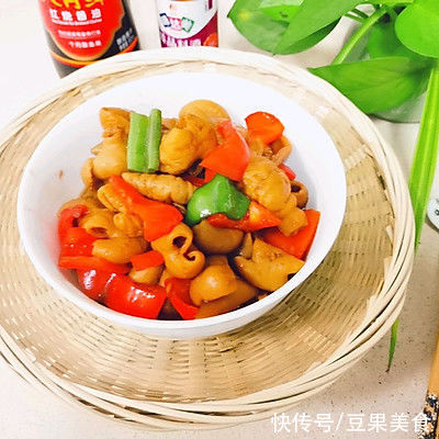 冬日里来一道肥肠煲,保你一天元气满满