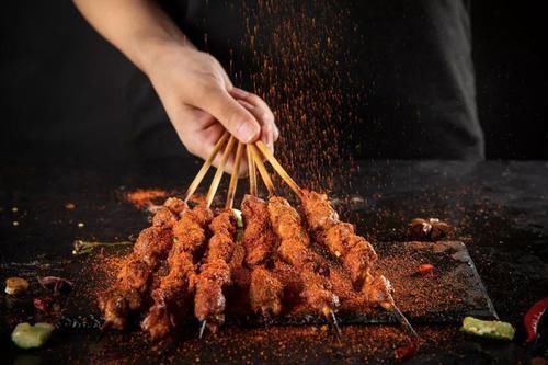 剩饭剩菜|剩饭剩菜倒掉很可惜?医生教你这3个正确处理的方法,简单又安全