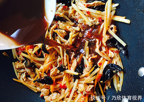 汤匙|饭店里每次都会点的菜,在家里也可以轻松学会,味道也是很不错