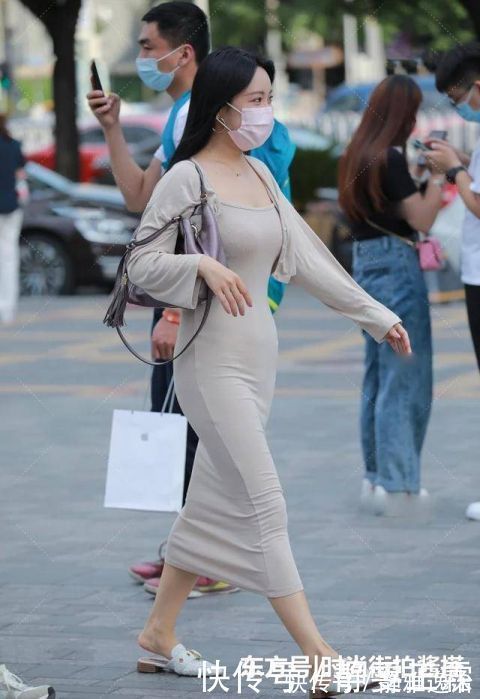 蕾丝|远远的看去就是妥妥的“小仙女”一枚,年轻且美丽