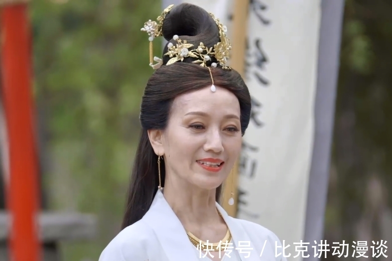 萌探|赵雅芝加盟《萌探》录制,皮肤松弛老态明显,66岁状态未免太真实