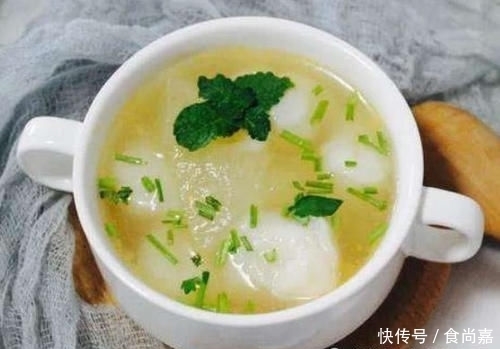 胖人晚餐多喝此汤,排出毒素,燃烧脂肪,赘肉不见了,越吃越瘦