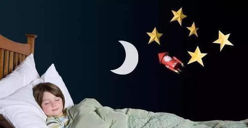 小朋友|睡前的3个“坏习惯”,会悄悄偷走孩子的身高,希望你家娃没有