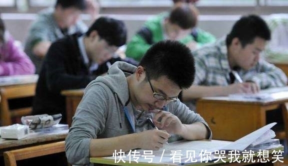 名牌大学|男生高考估分620分，全家提前请村里人庆祝，成绩出来却……