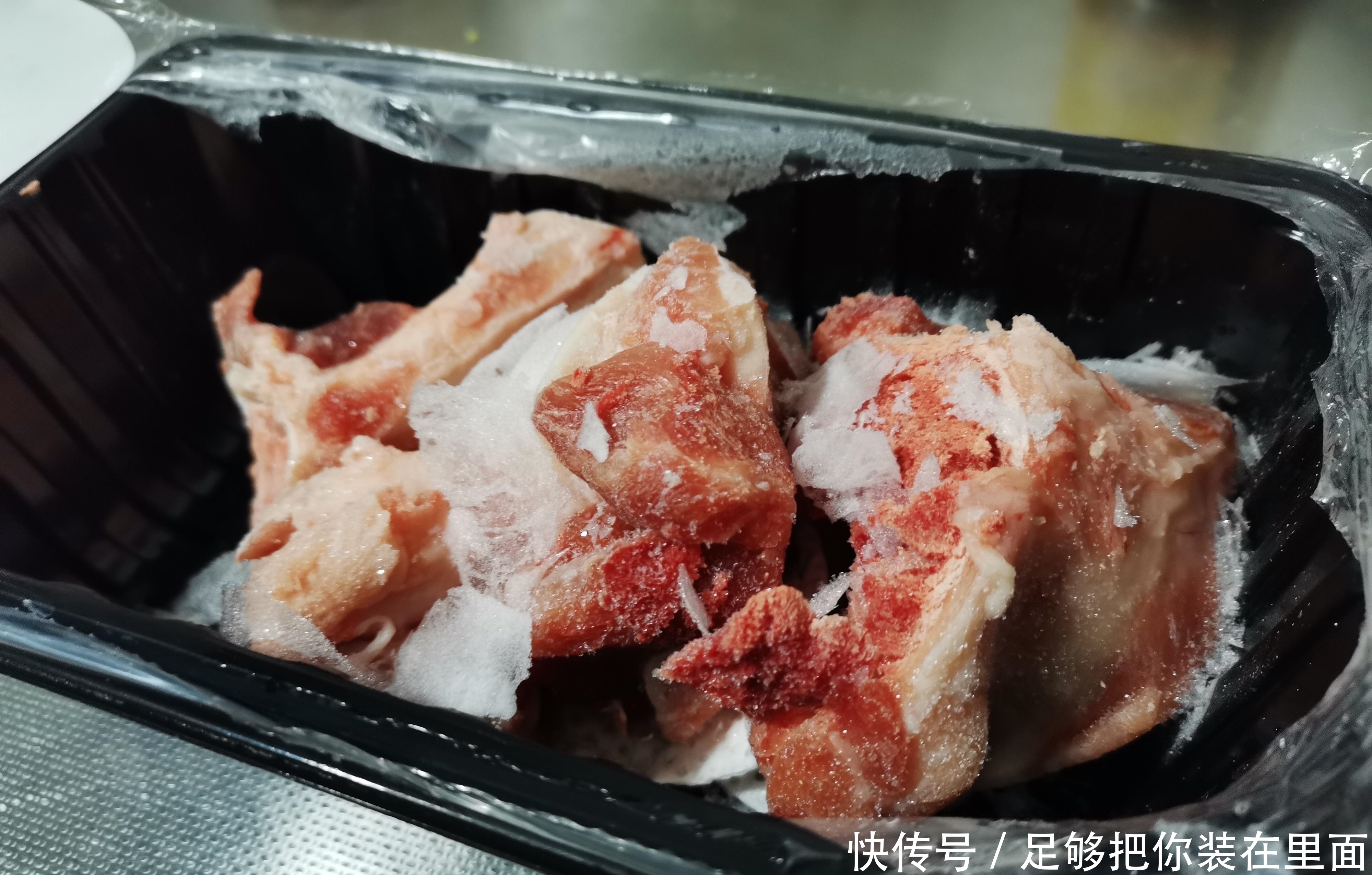 春天要喝大骨萝卜汤,猪大骨是基础,萝卜块是灵魂,熬多久很关键