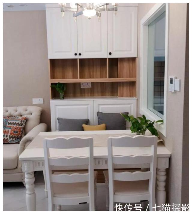 蜗居|60㎡蜗居婚房,客餐厅一点也不拥挤,卡座很实用,上下儿童房完美