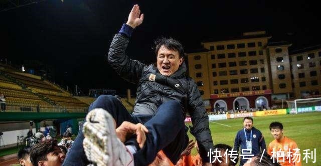 严鼎皓|中超悬念真没了山东泰山收获大喜讯,球迷建议再买这3人!