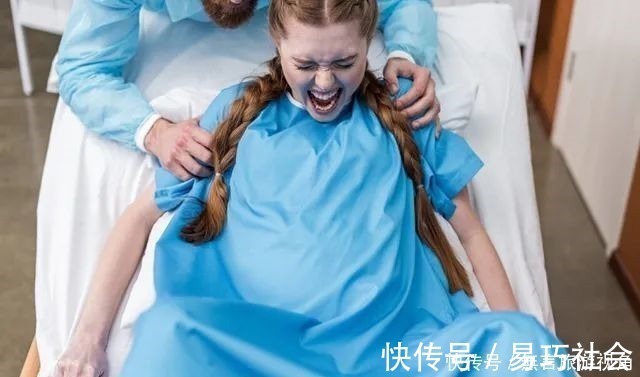 动作|分娩时，产妇掌握3个动作，不仅产程短还少受罪，对胎儿也更有利