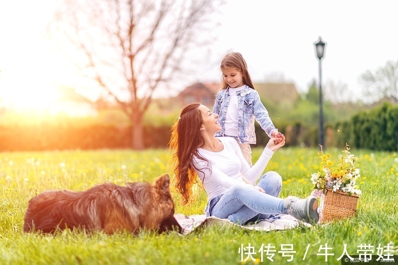 父母|终其一生,,孩子最能记住父母的3个时刻,看看你做到了几个?