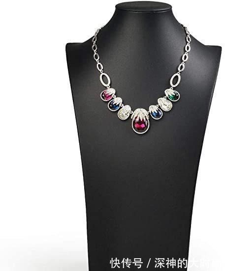 珠宝 珠宝展示道具有什么作用木质展示道具-优致工艺!