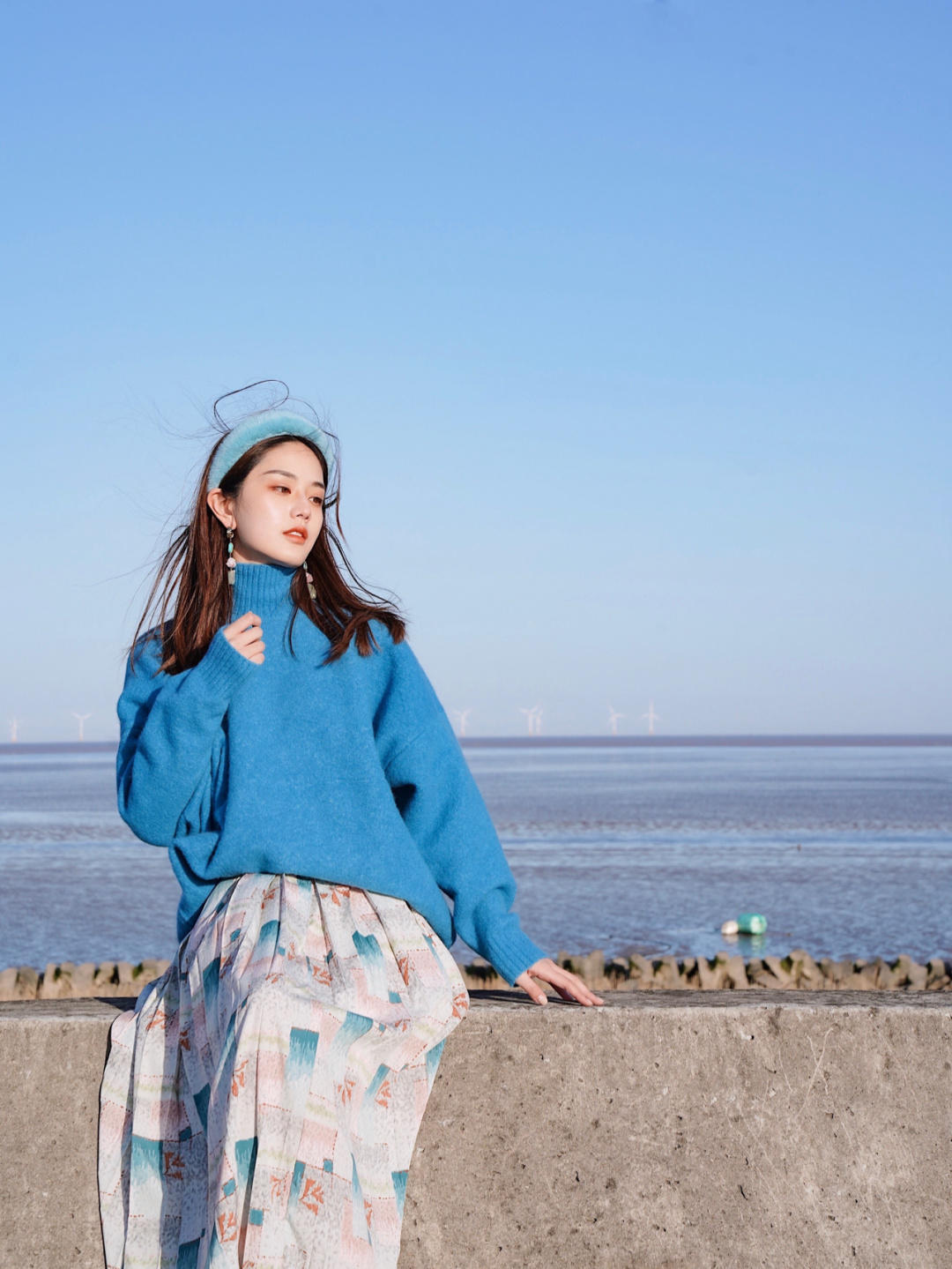 半身裙 怎么穿出毛衣的精髓?看看这些搭配造型,简约日常又显气质