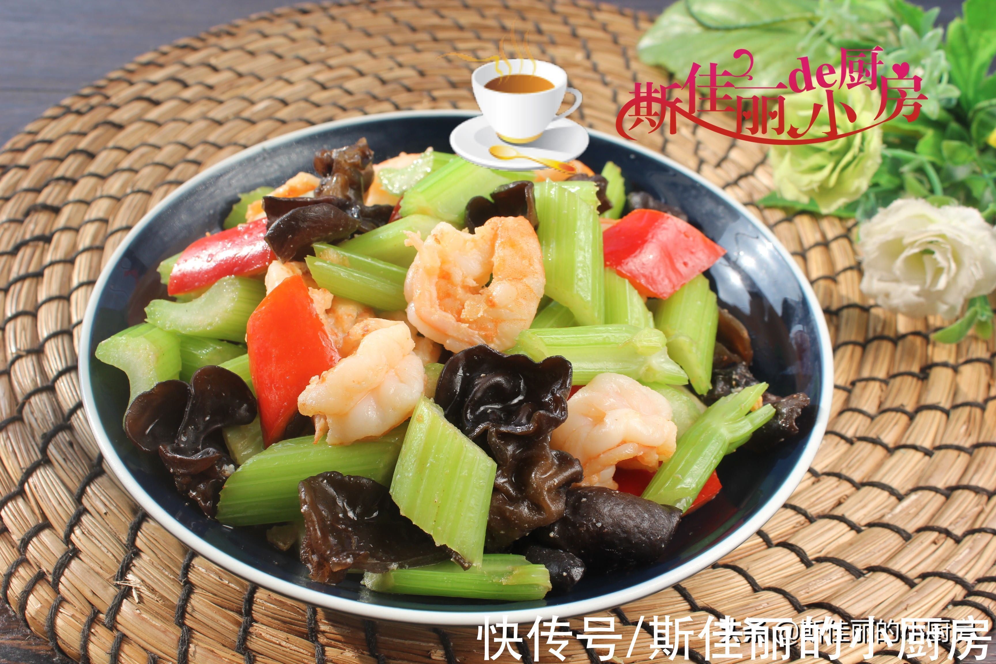 大鱼大肉|入秋后这菜三天两头炒一大盘,滋补去秋燥又鲜美,每次必吃个精光