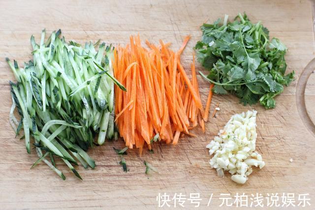 调味汁|凉拌菜是夏季餐桌首选,简单快手倍儿开胃,无油烟简单一拌就上桌