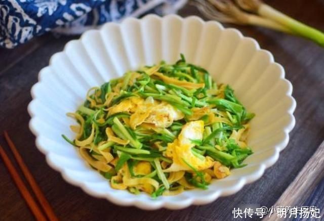 端午将至,多给家人吃此菜,每天炒一盘,简单易学,孩子长个头