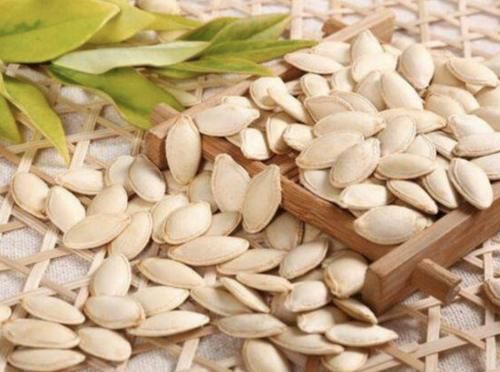 南瓜子|糖尿病人吃南瓜子降糖?吃的越多越好吗?