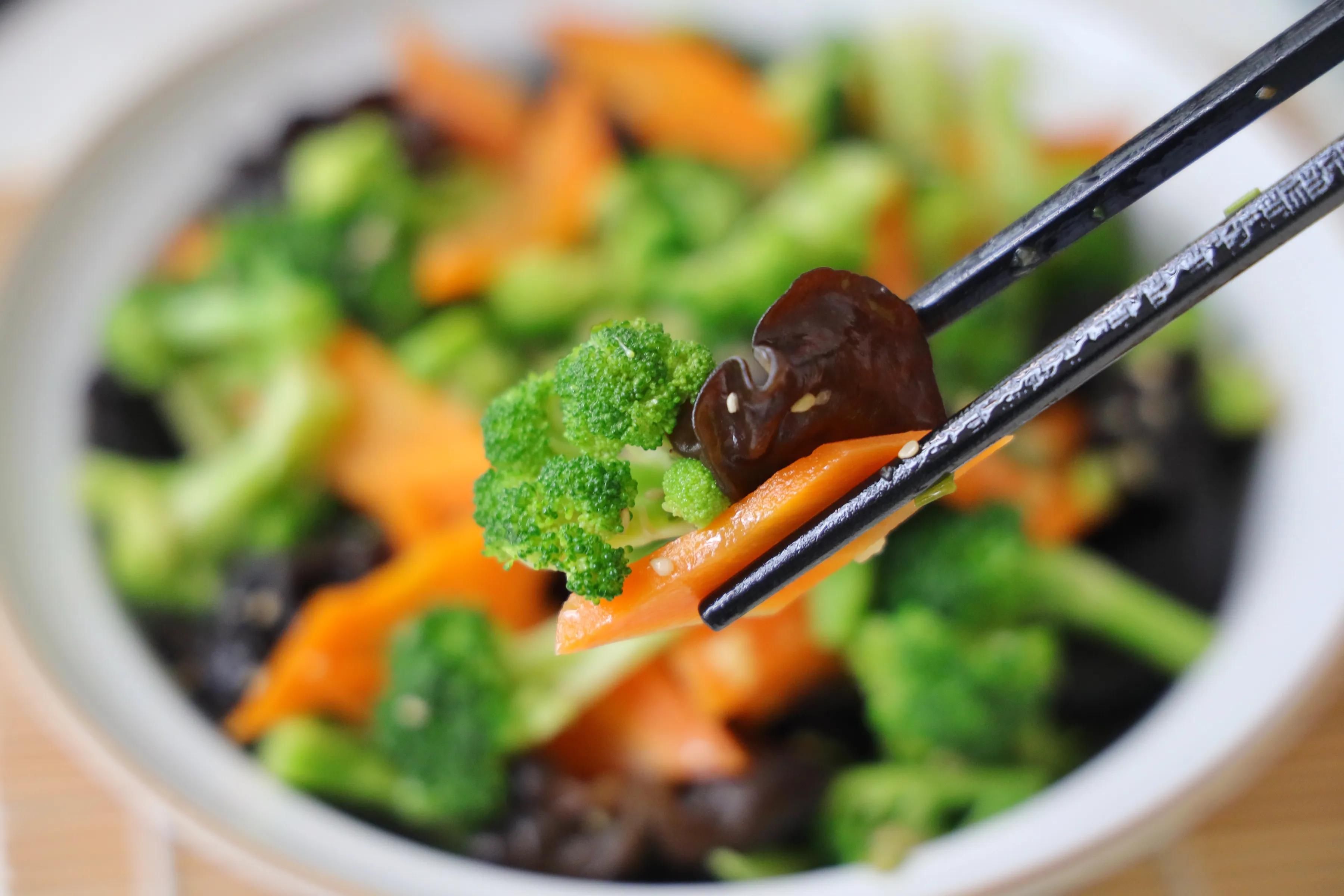 爽口|我家晚餐隔三差五吃一次,清淡爽口,营养丰富,多吃也不会有负担