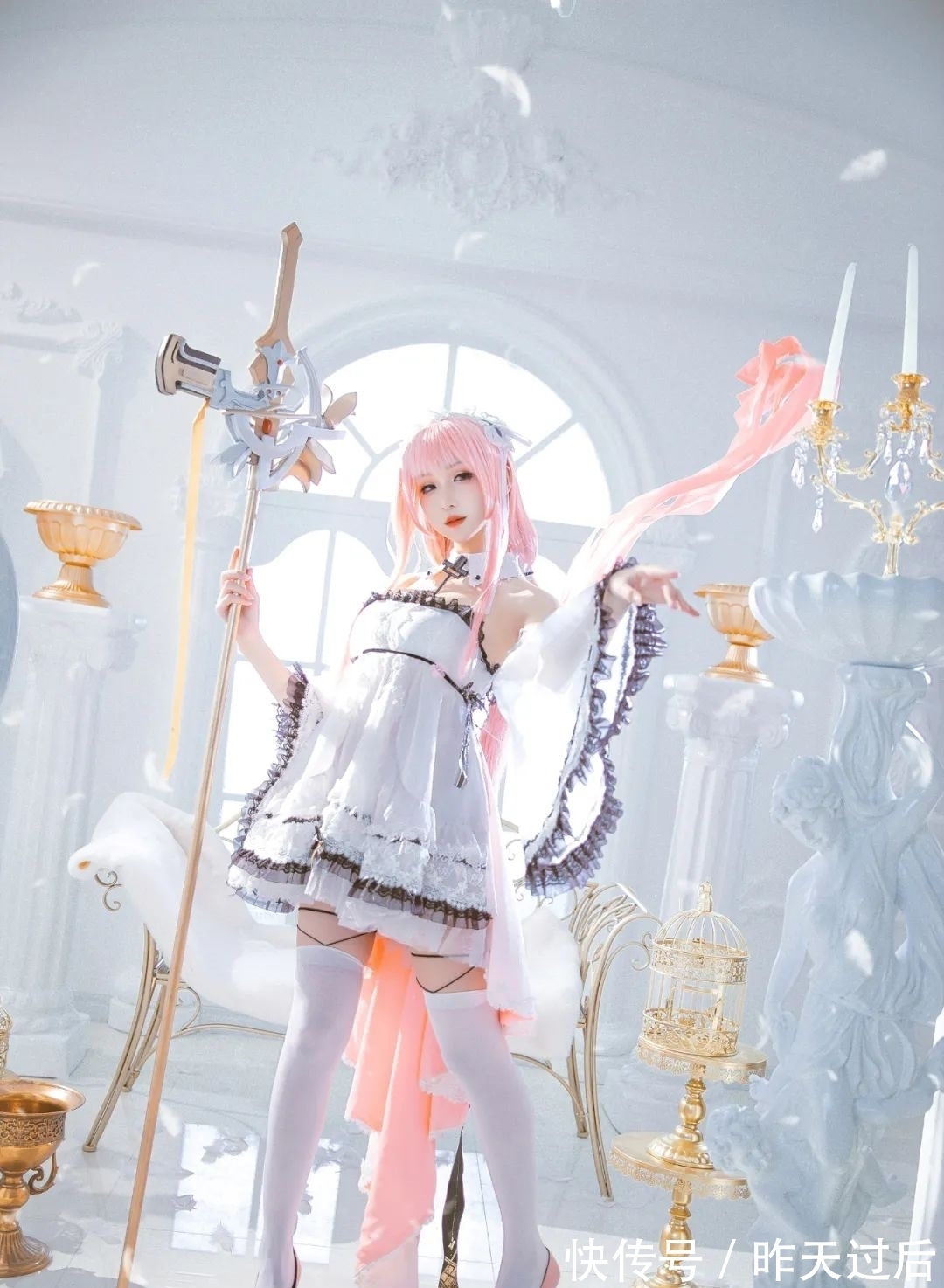 碧蓝航线|cos:碧蓝航线英仙座cos正片@瓦斯塔亚小龙虾,这该死的大长腿