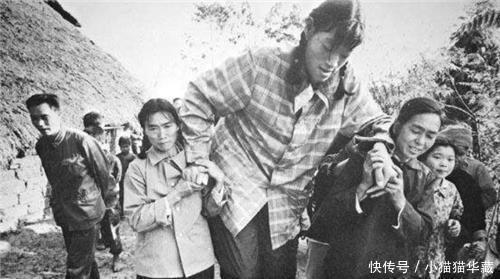 曾金莲|史上吉尼斯女巨人曾金莲5岁能挑水做饭,14岁长到2.34米