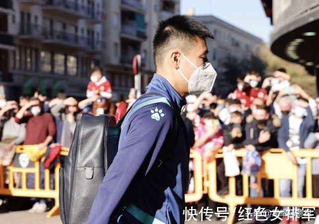 西乙联赛|该走了？武磊连续4轮未登场！主帅宁愿上B队小将，西甲球荒522天