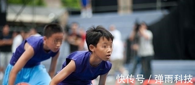 孩子|孩子有这三种表现时,说明肠胃“出毛病”了,试试用这些方法改善