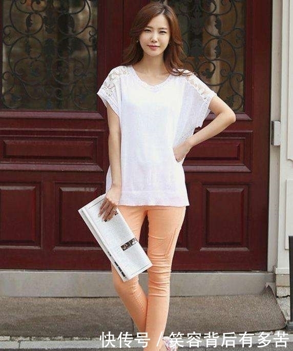 真的|小姐姐的穿着真的太性感了,你喜欢吗?