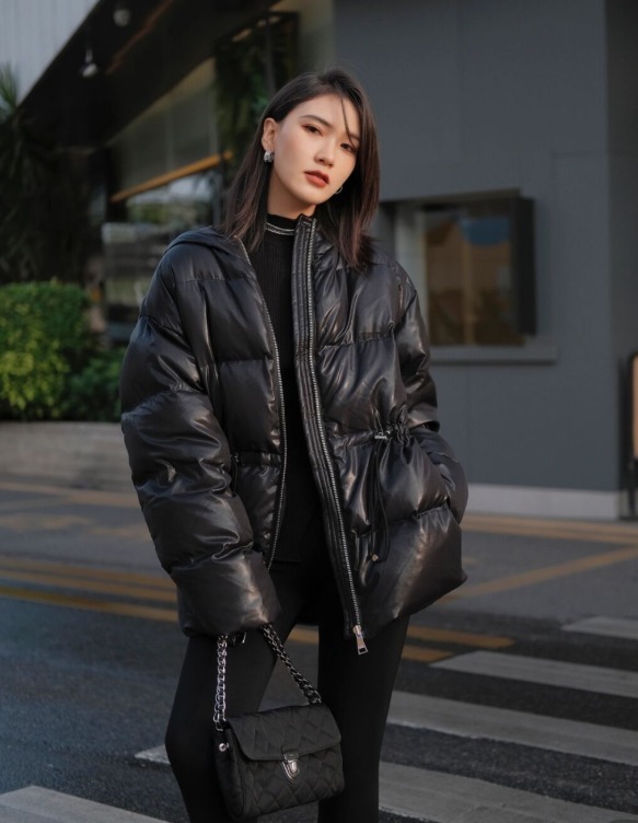 时髦 冬季就该这么穿,不冻腿的“羽绒服”穿搭示范,减龄显瘦还时髦