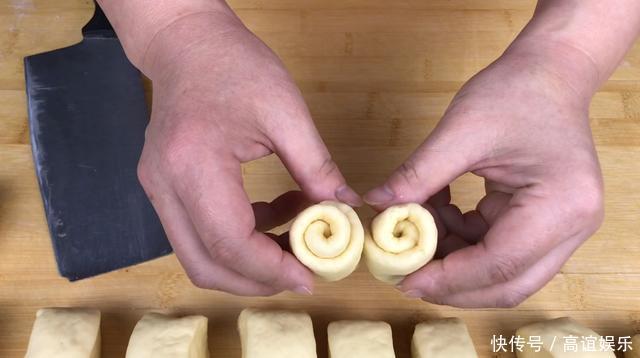 电饭锅版蜂蜜小面包,不放一滴水蓬松暄软,我们全家人都爱吃