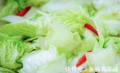粉条|炒白菜时,切好直接炒就错了!多做1步,鲜美脆爽入味,还不出水