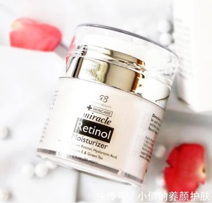 质地 50岁的女人涂什么护肤品,这几款抗老美白效果好,皮肤嫩成小姑娘