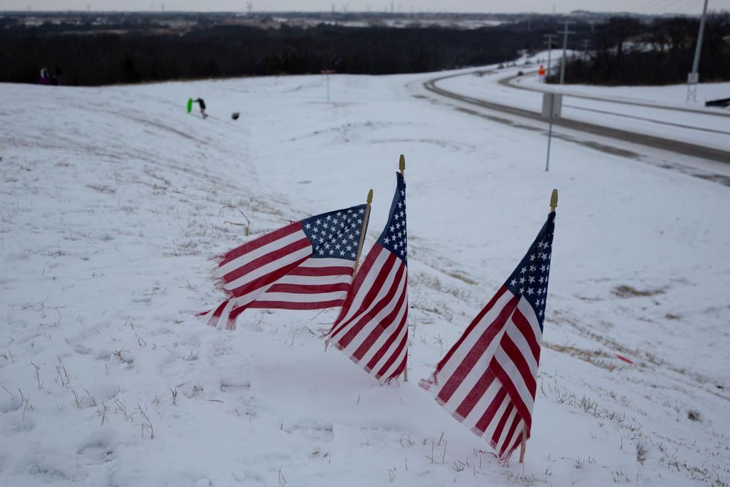 美国得州极寒雪灾背后：北极变暖已经失控？极地涡旋可能来中国吗？