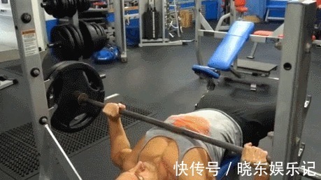 健身|遇到健身瓶颈期怎么办不妨做这几个动作,让你健身进度不受影响