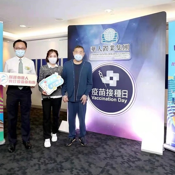 减龄|甘比总算拿出“真本事”,穿黑色礼服高贵典雅,成熟又有气场