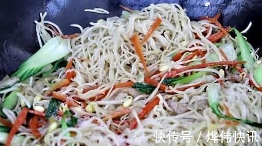 炒面|教你在家做炒面,几步就上桌,劲道又爽滑,一家老少都爱吃
