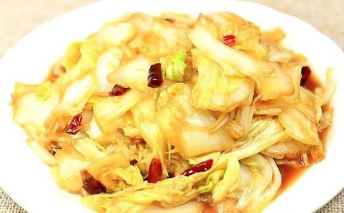 为啥饭店炒白菜那么好吃？原来多做了这1步，难怪又香又脆不出水