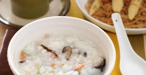 营养物质|别管男女,每天晚饭都吃小米粥,也许此些好处会偷偷找上门来