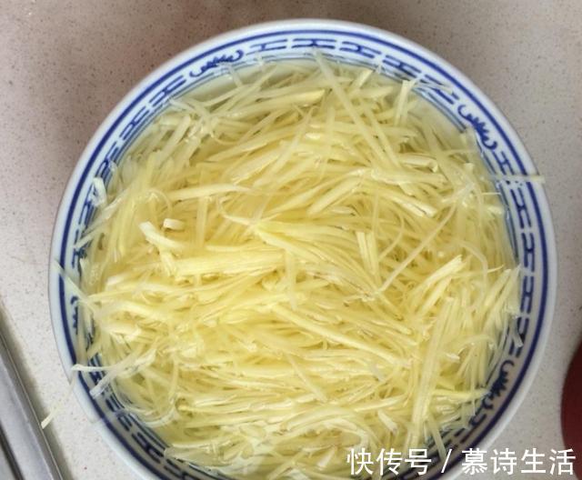 醋溜土豆丝的家常做法 营养丰富又美味