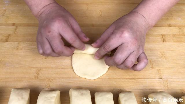 电饭锅版蜂蜜小面包,不放一滴水蓬松暄软,我们全家人都爱吃