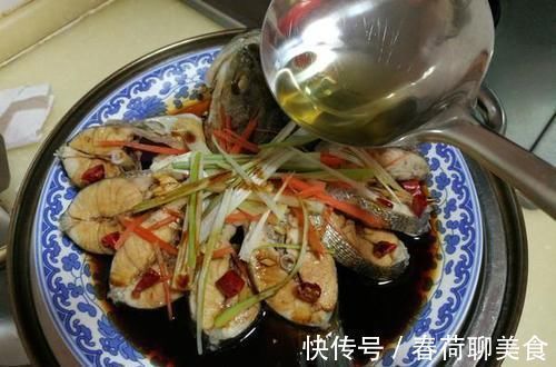 清蒸鲈鱼，这种调料最不该放，多数人喜欢放，难怪肉质又腥又难吃