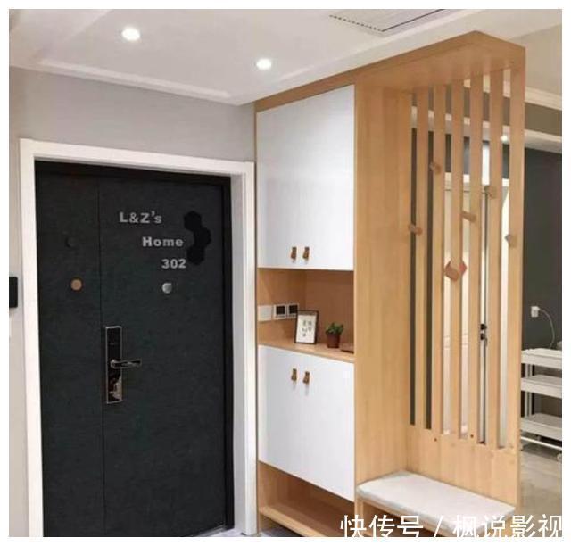 师傅|装修时：师傅在鞋柜旁安装换鞋凳，太良心了，记得谢谢师傅