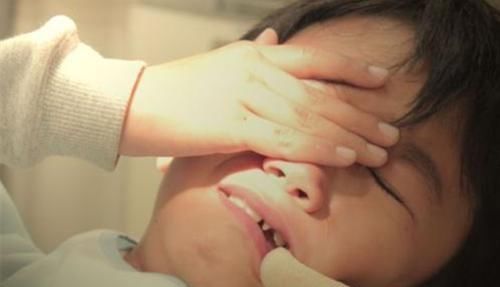 口臭|孩子被嘲笑“嘴臭”,遭同学孤立,医生取出的东西宝妈也说臭