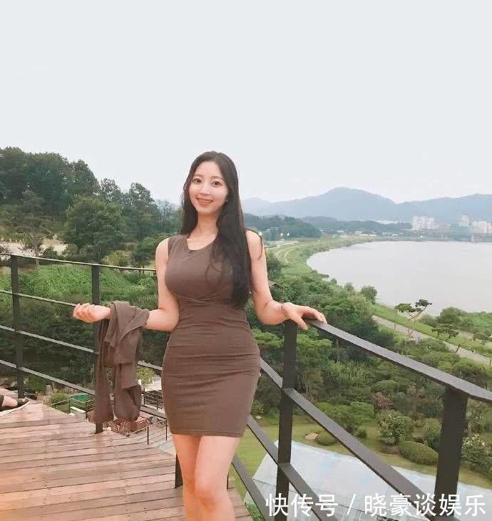 健身|24岁舞蹈女大学生,疯狂健身练出翘臀,网友:卡戴珊也不过如此