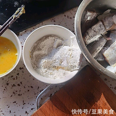 这么做红烧带鱼营养又下饭,邻居都能闻到香